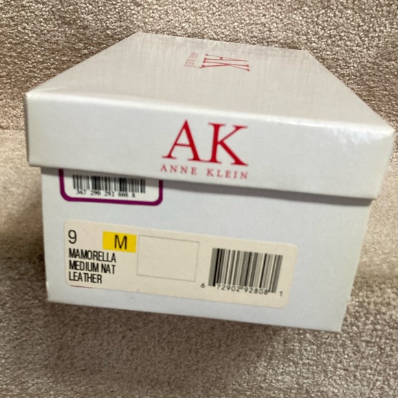 Anne Klein Leather Shoes - Picture 6 of 7